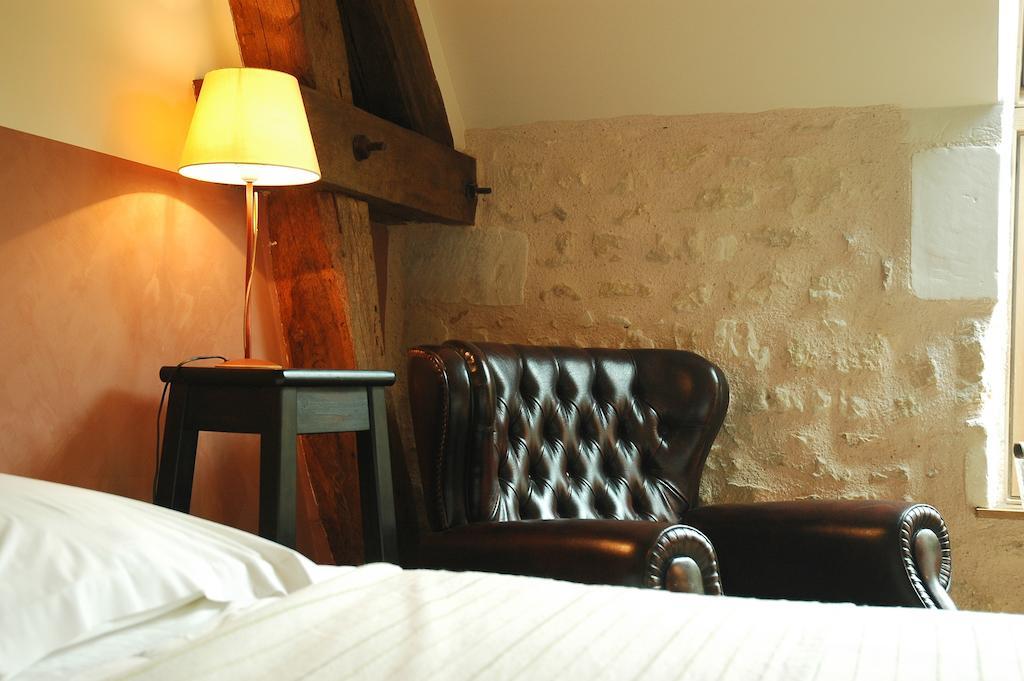 Les Pierres D'Aurele Chambres D'Hotes Saint-Georges-sur-Cher Zimmer foto