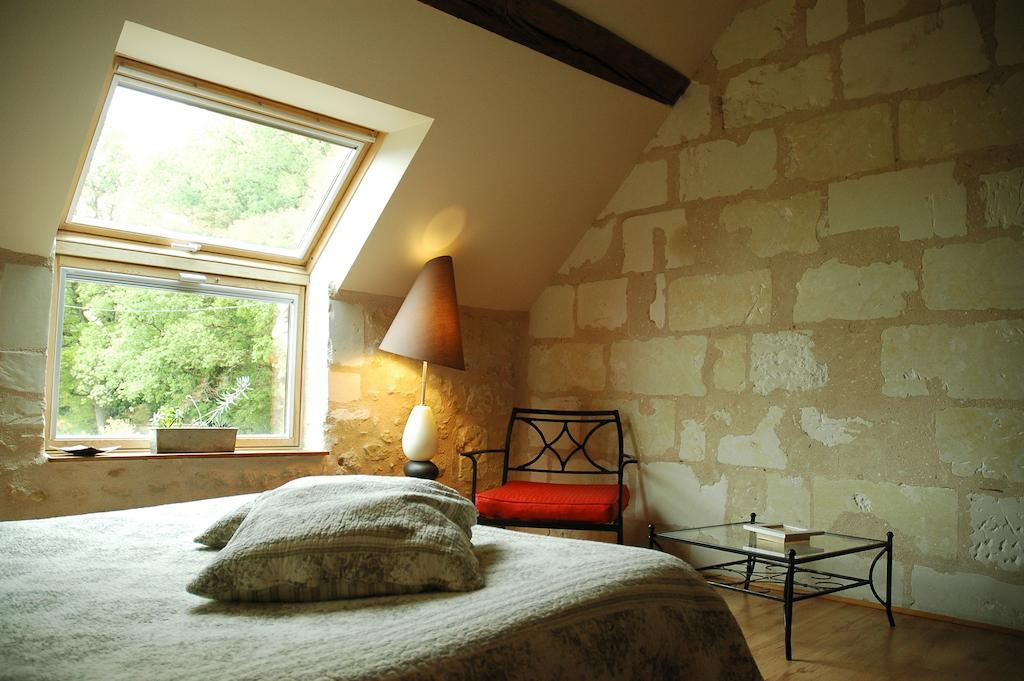 Les Pierres D'Aurele Chambres D'Hotes Saint-Georges-sur-Cher Zimmer foto